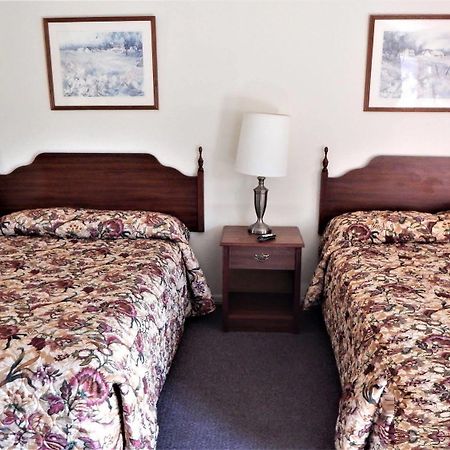 Dry Ridge Motor Inn المظهر الخارجي الصورة